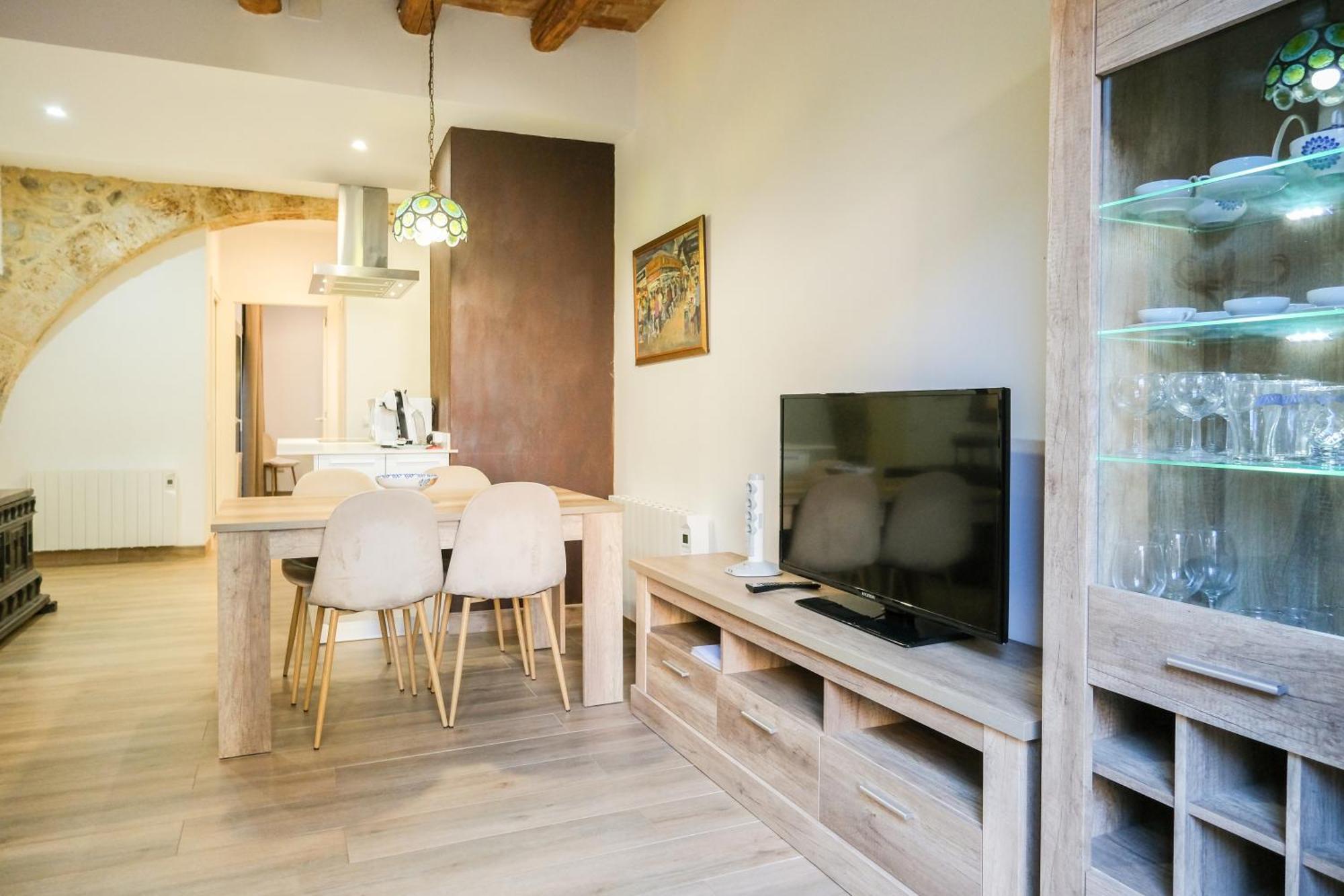 Ganganell Centre Apartamento Con Patio バサルー エクステリア 写真